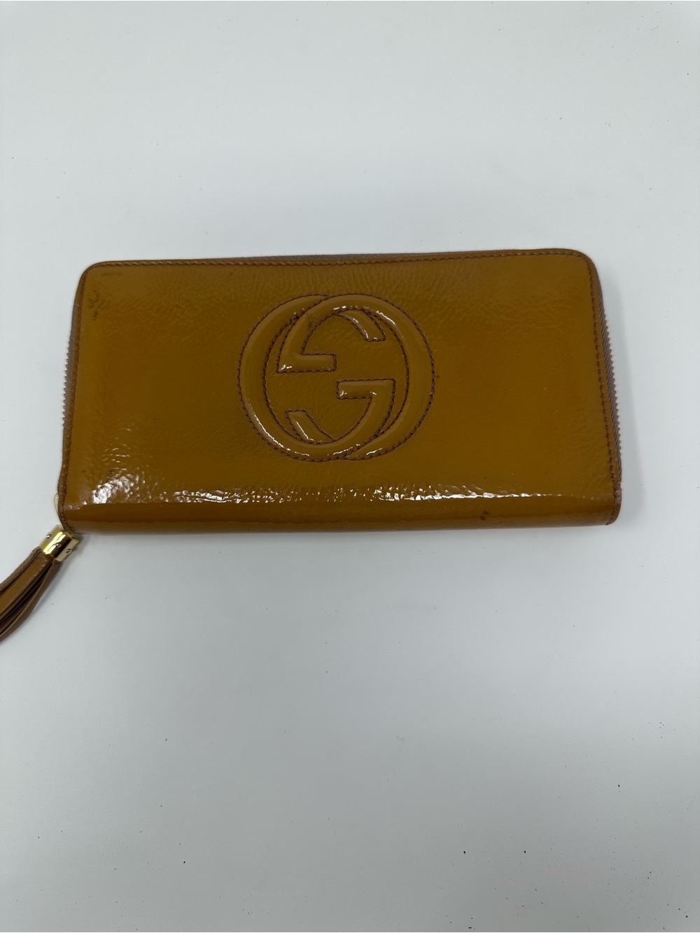 Gucci patent leather yellow zip wallet
